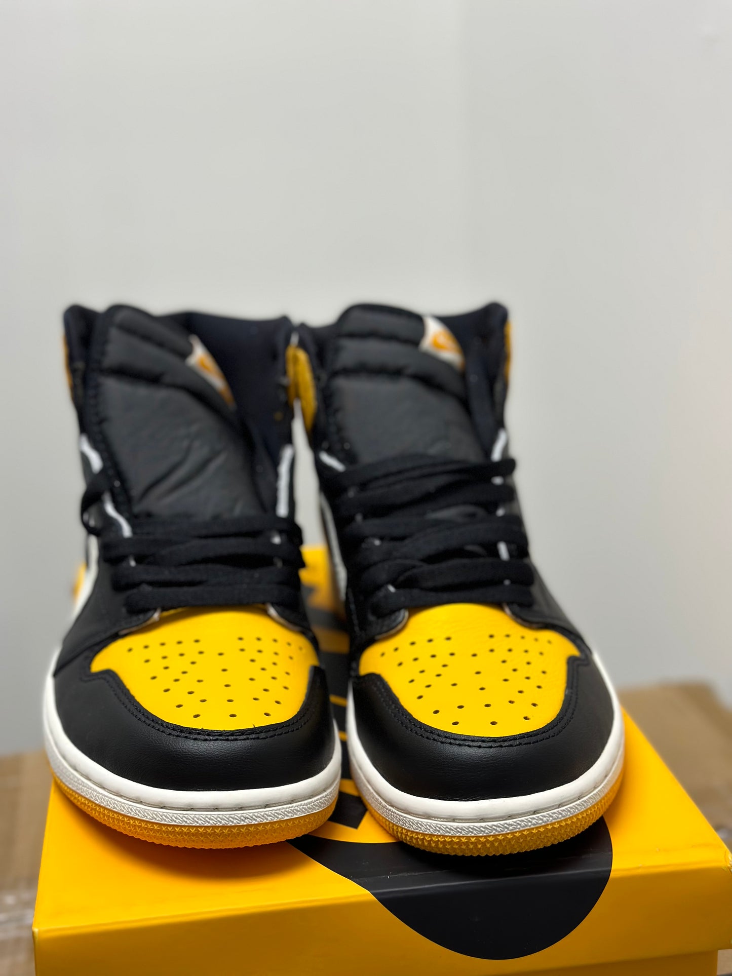 Jordan 1 Retro High OG Taxi