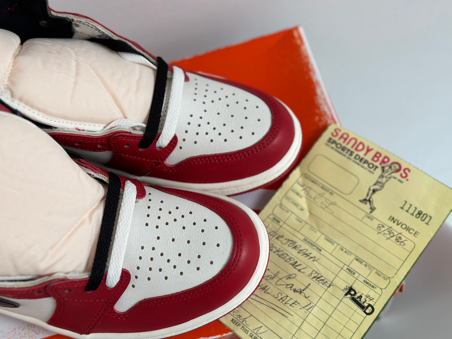 Jordan 1 Retro High OG Chicago Lost and Found