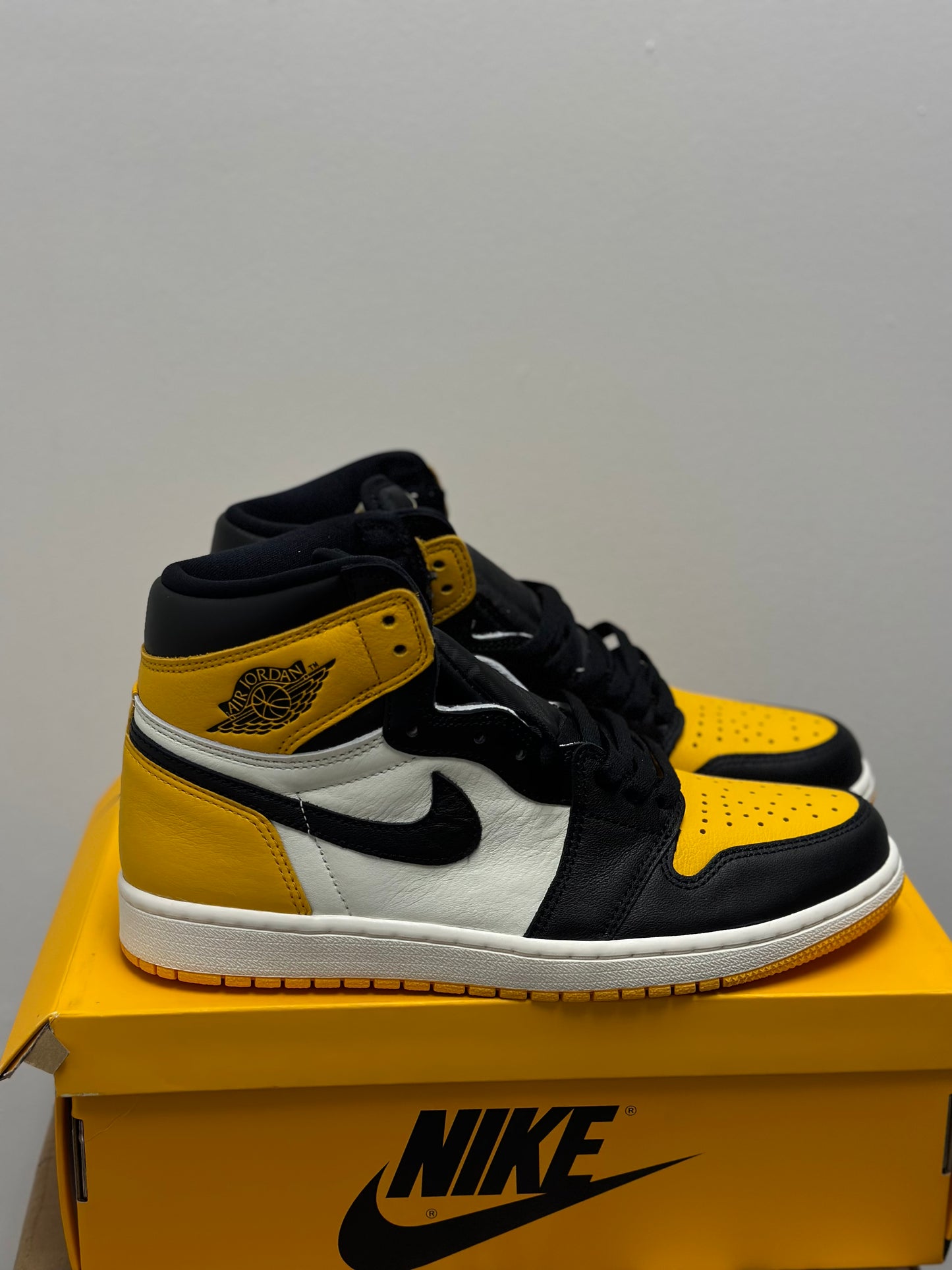 Jordan 1 Retro High OG Taxi