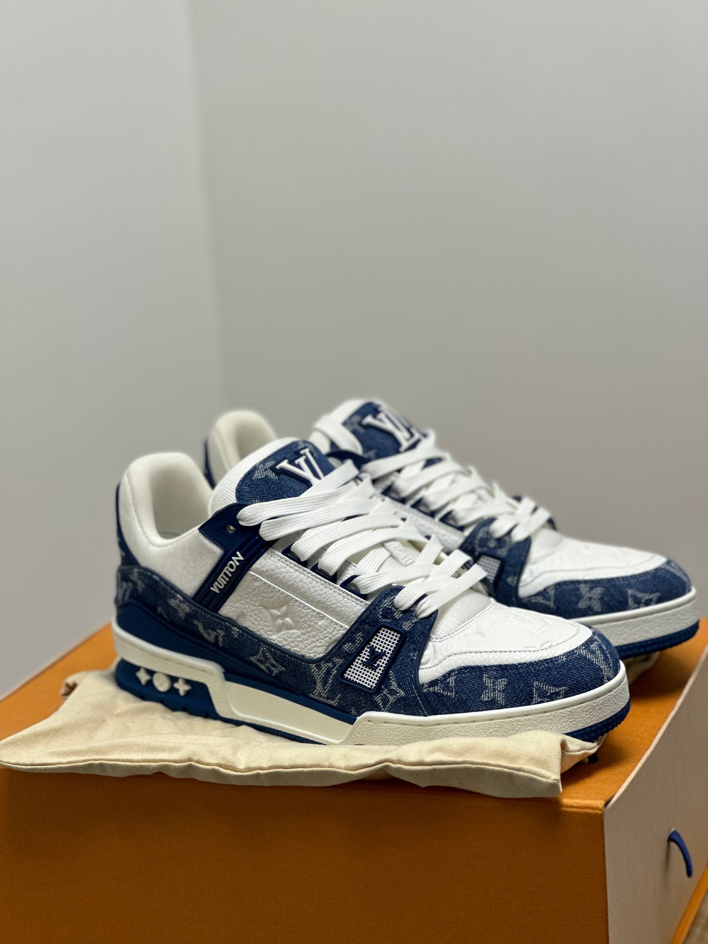 Louis Vuitton Trainer "Denim Monogram"